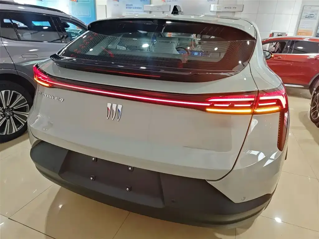 Buick E4 2023 из CN, фото 4