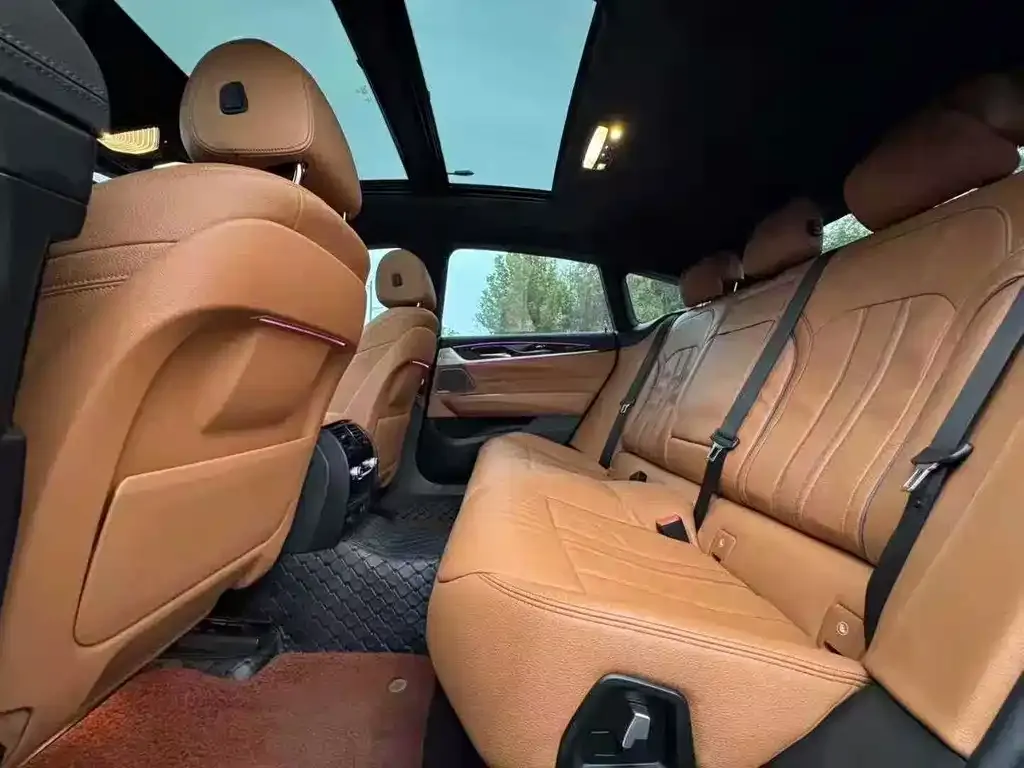 BMW 6 Series GT 2022 из CN, фото 2