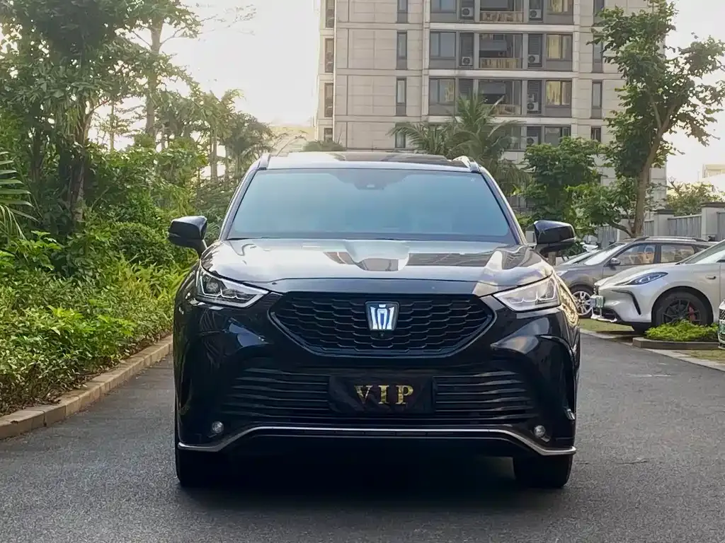 Toyota Crown Kluger 2023 из CN, фото 7