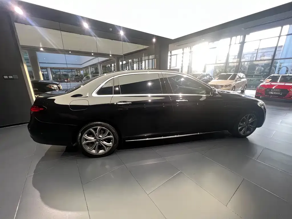 Mercedes-Benz E-Class 2022 из CN, фото 6
