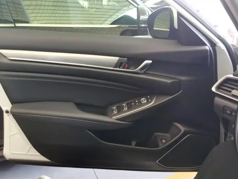 Honda Accord 2023 из CN, фото 3