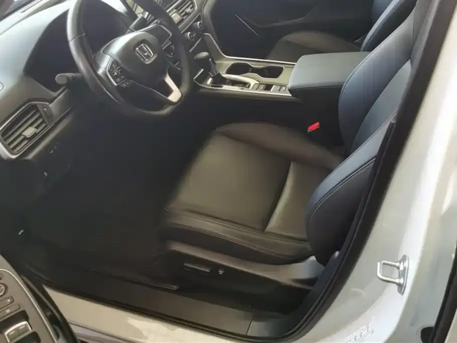 Honda Accord 2023 из CN, фото 10
