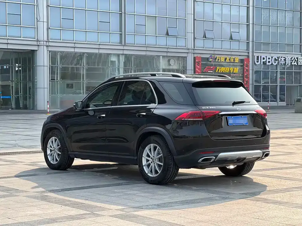 Mercedes-Benz GLE — фото 5