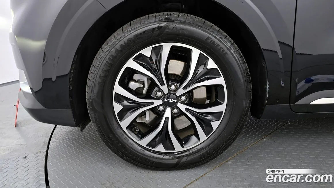 Kia Carnival 2023 из KR, фото 8