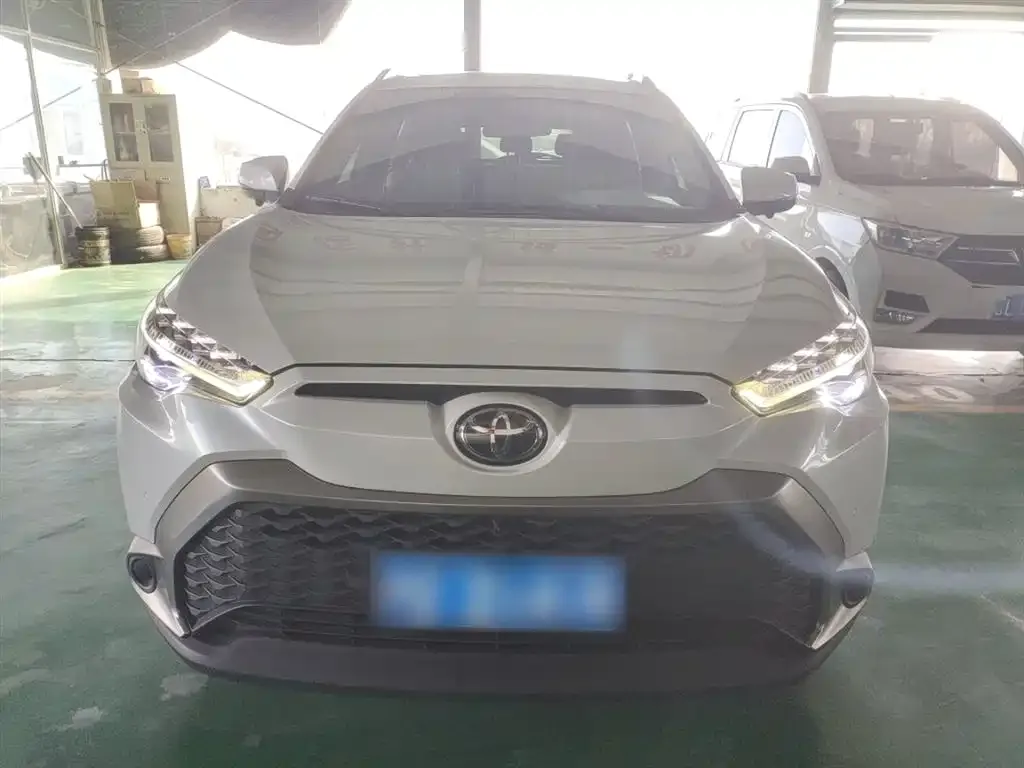 Toyota Frontlander 2023 из CN, фото 3