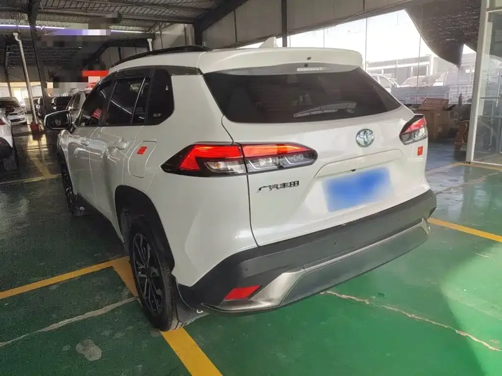 Toyota Frontlander 2023 из CN, фото 6