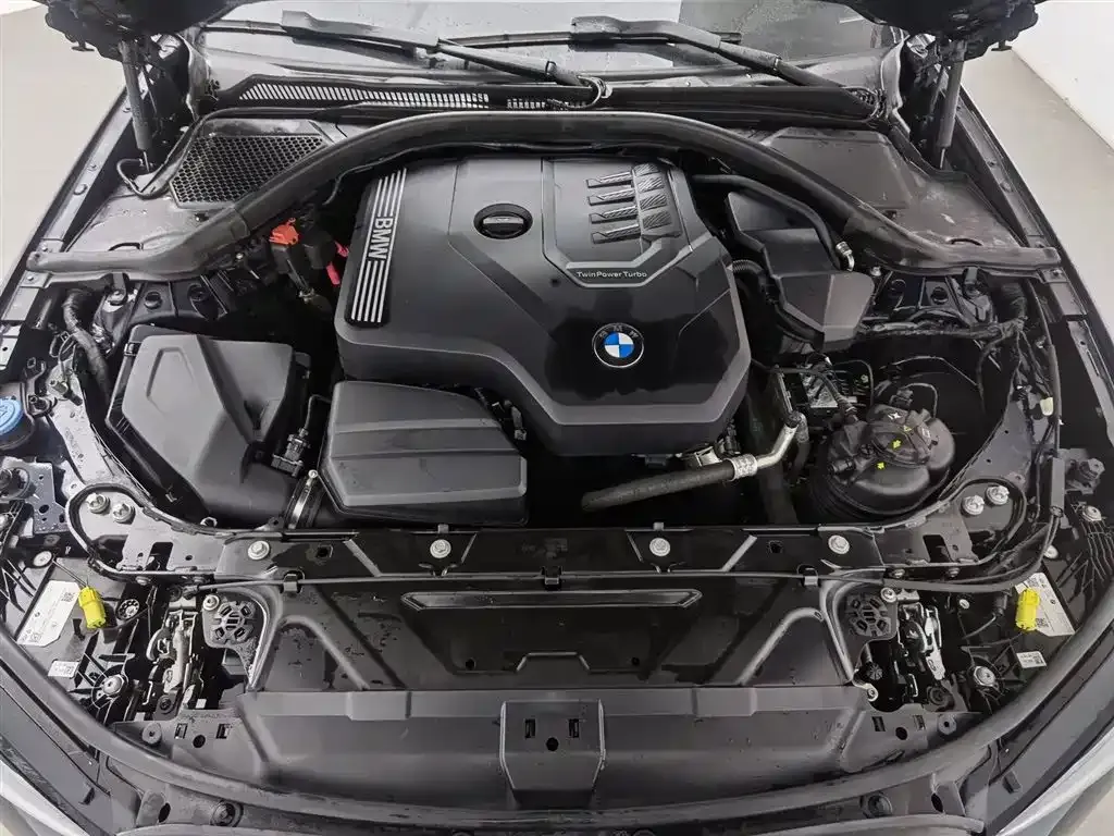 BMW 3 Series 2023 из CN, фото 7