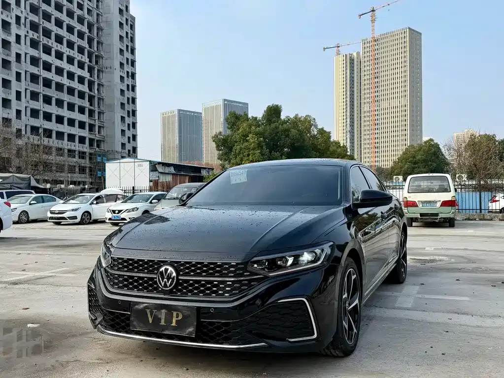 Volkswagen Passat 2025 из CN, фото 1