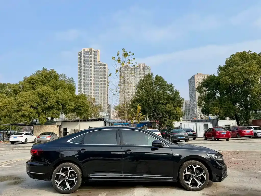 Volkswagen Passat 2025 из CN, фото 9
