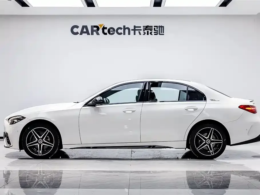Mercedes-Benz C-Class 2024 из CN, фото 4