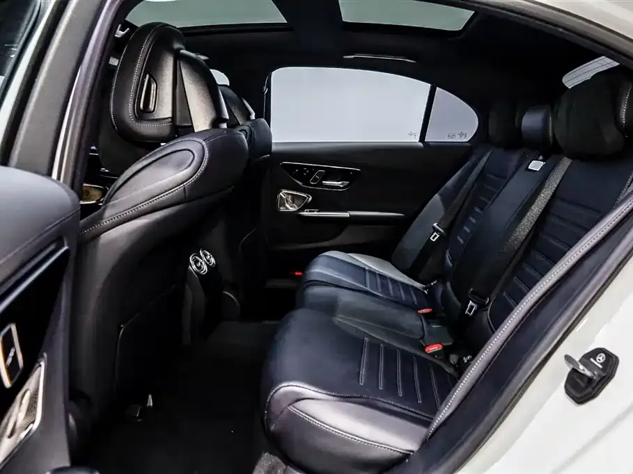 Mercedes-Benz C-Class 2024 из CN, фото 10