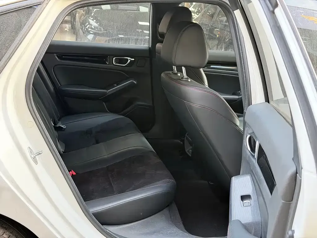 Honda Civic — фото 5