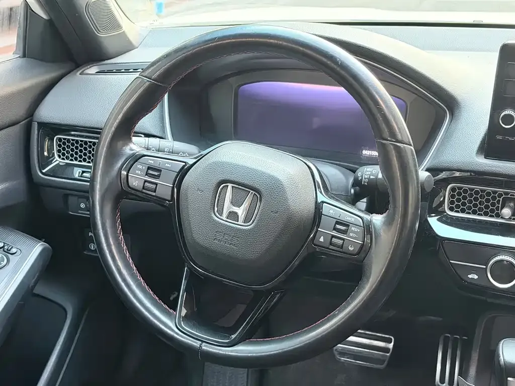 Honda Civic — фото 10