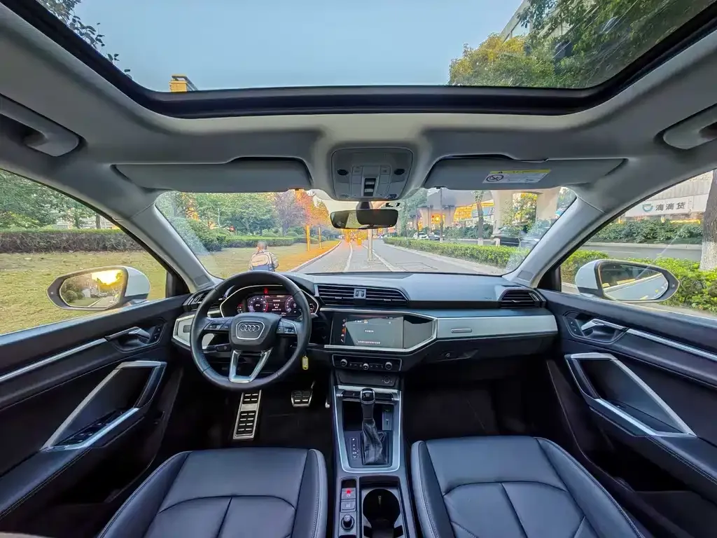Audi Q3 2021 из CN, фото 5