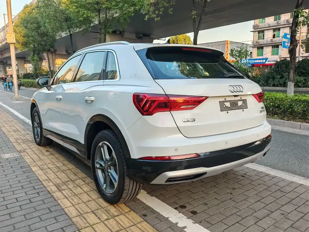 Audi Q3 2021 из CN, фото 7