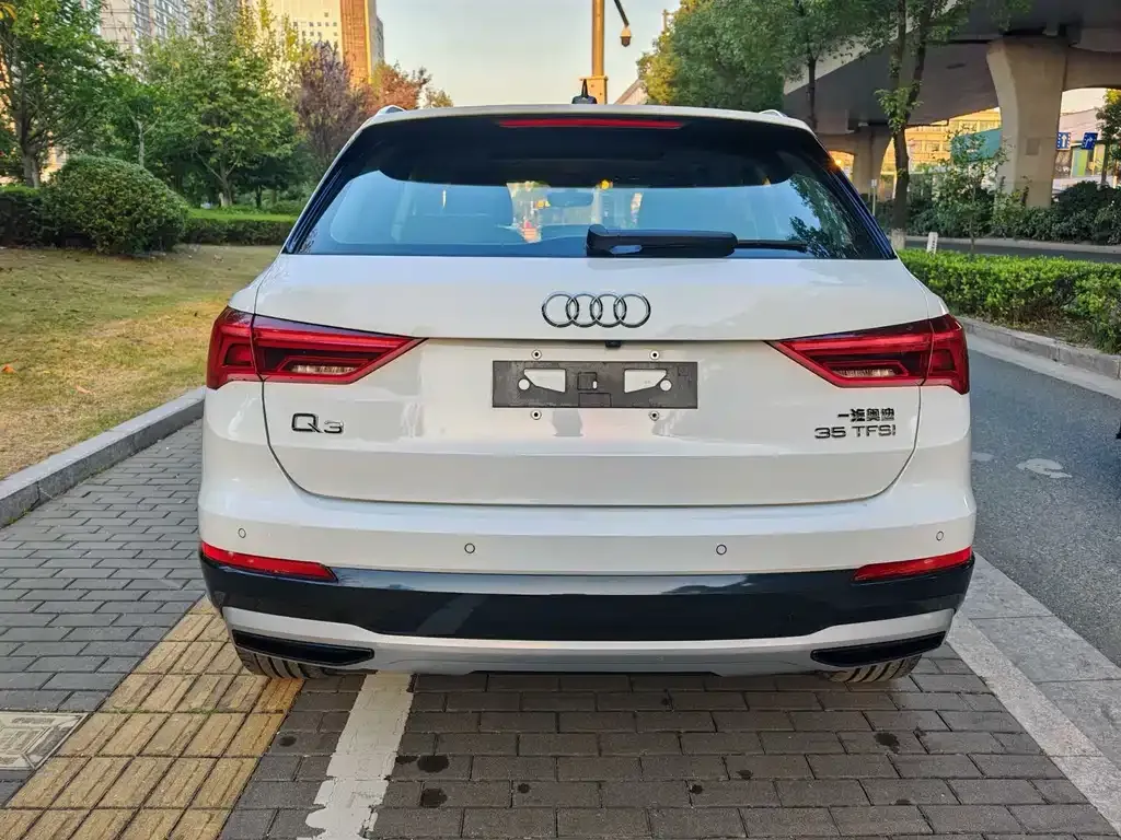 Audi Q3 2021 из CN, фото 8