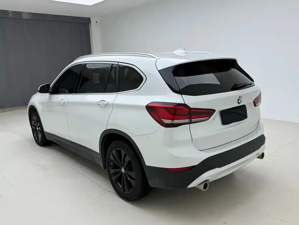 BMW X1 2021 из CN, фото 9
