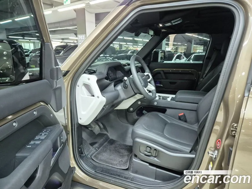 Land Rover Defender 2025 из KR, фото 9