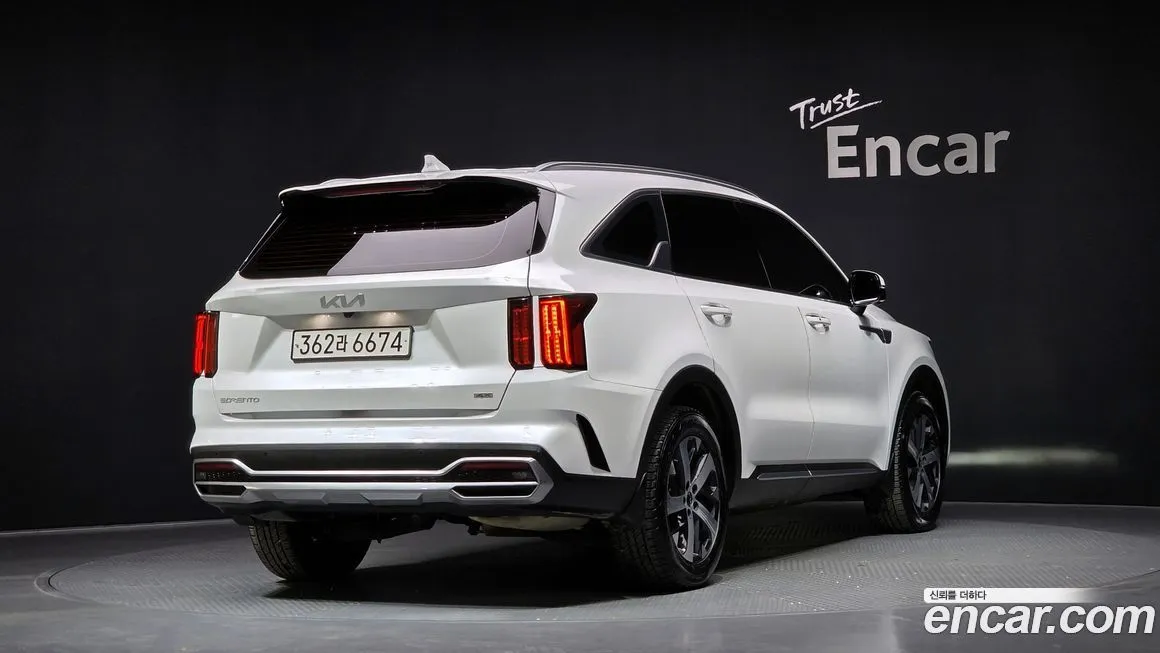 Kia Sorento 2023 из KR, фото 2