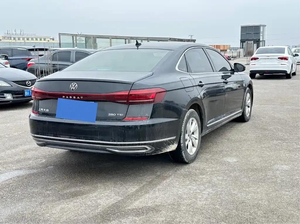 Volkswagen Passat — фото 3