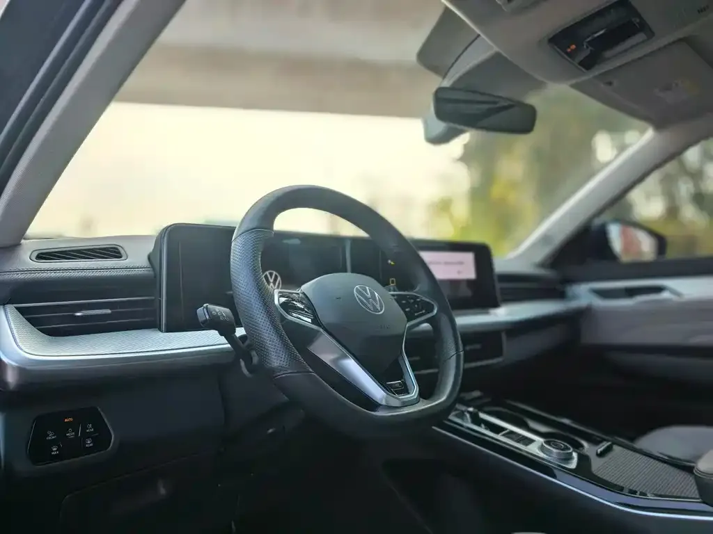 Volkswagen Tavendor 2023 из CN, фото 8