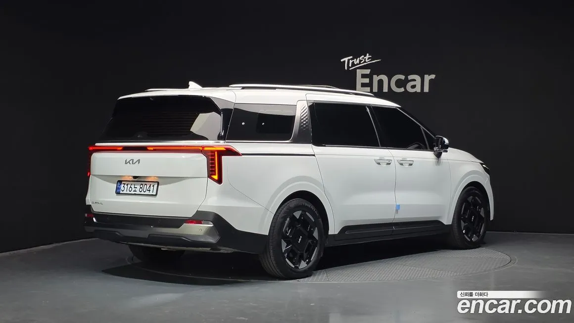 Kia Carnival 2024 из KR, фото 2