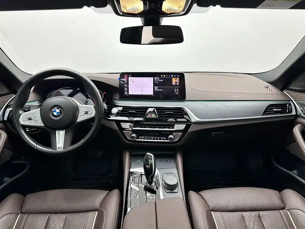 BMW 5 Series — фото 6