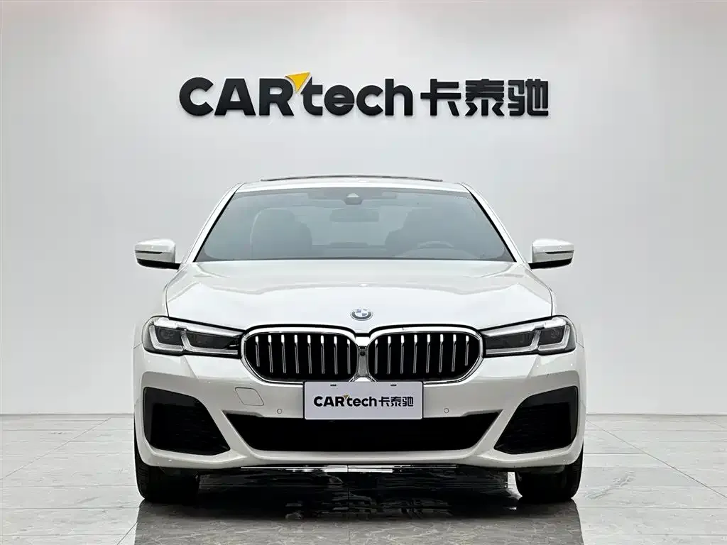BMW 5 Series — фото 2