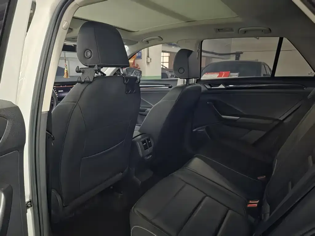 Volkswagen T-Roc 2022 из CN, фото 7