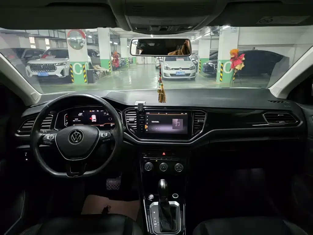 Volkswagen T-Roc 2022 из CN, фото 8