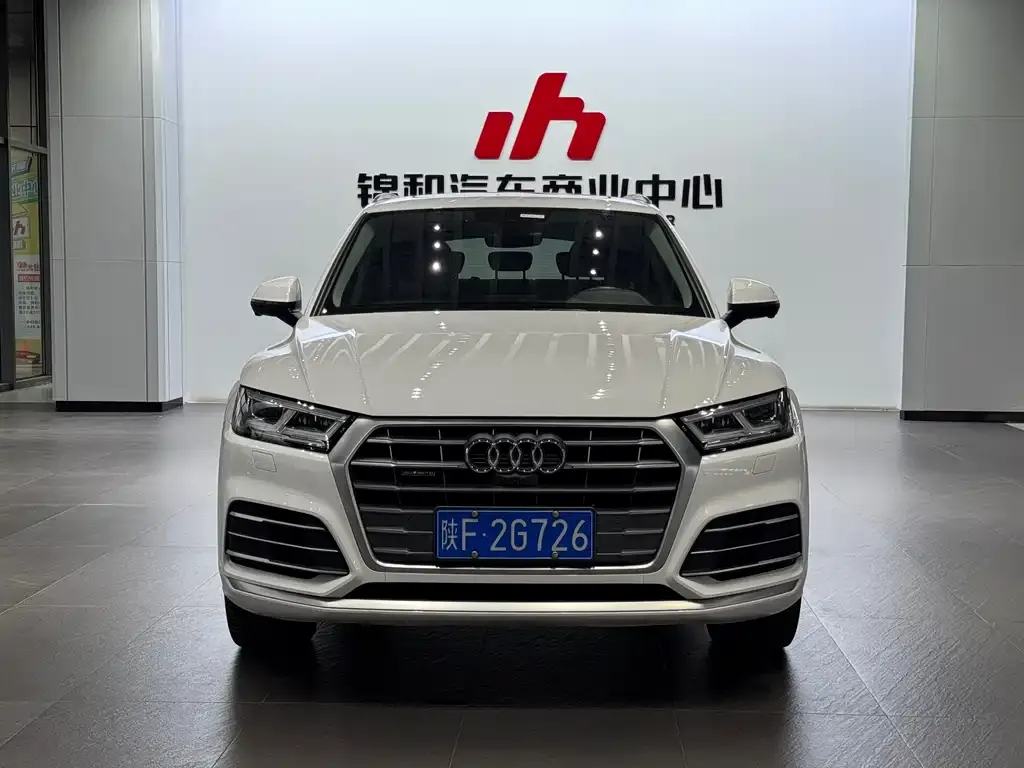 Audi Q5L 2021 из CN, фото 2
