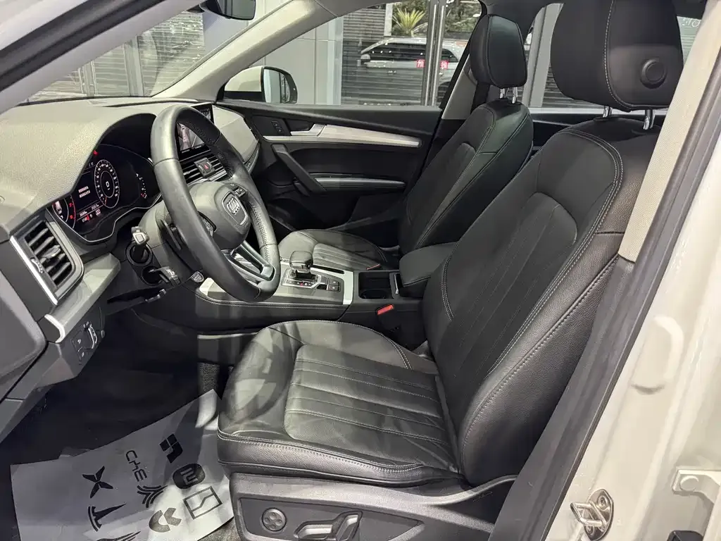 Audi Q5L 2021 из CN, фото 7