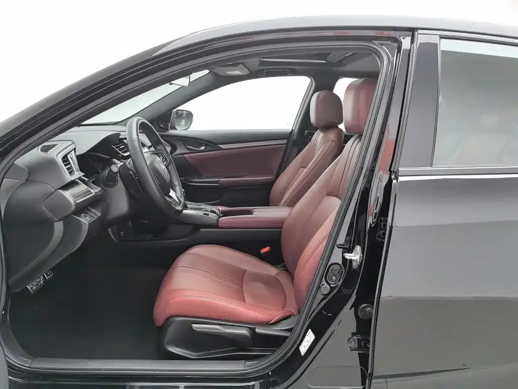 Honda Civic 2021 из CN, фото 10