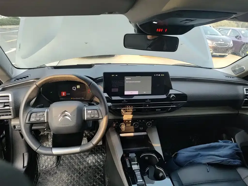 Citroen C5 X 2022 из CN, фото 10