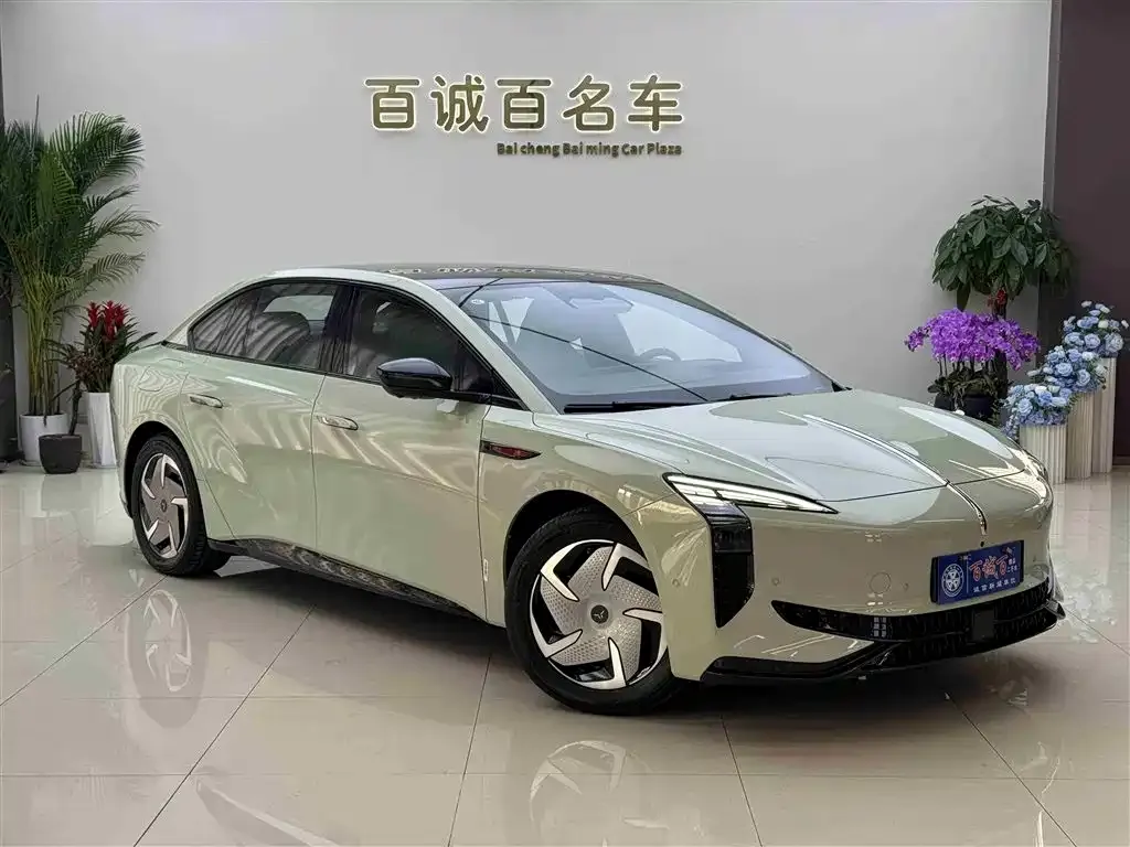 Hongqi EH7 2025 из CN, фото 3
