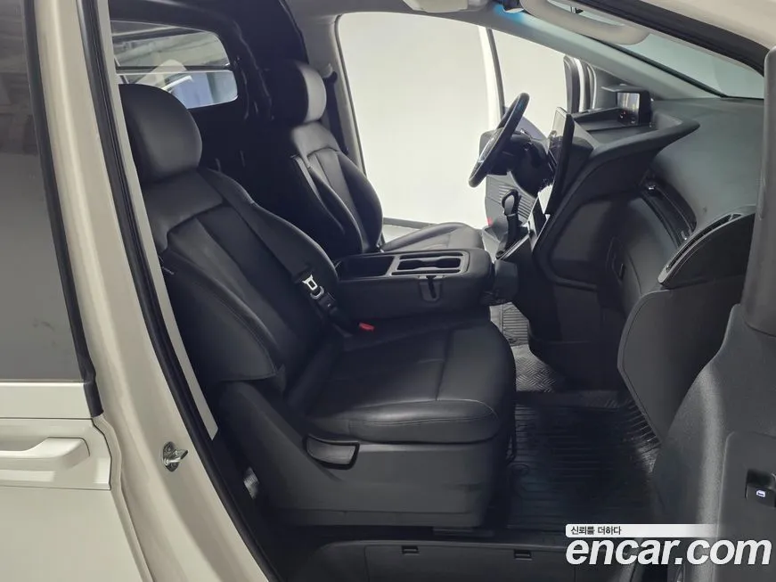 Hyundai Staria 2024 из KR, фото 9