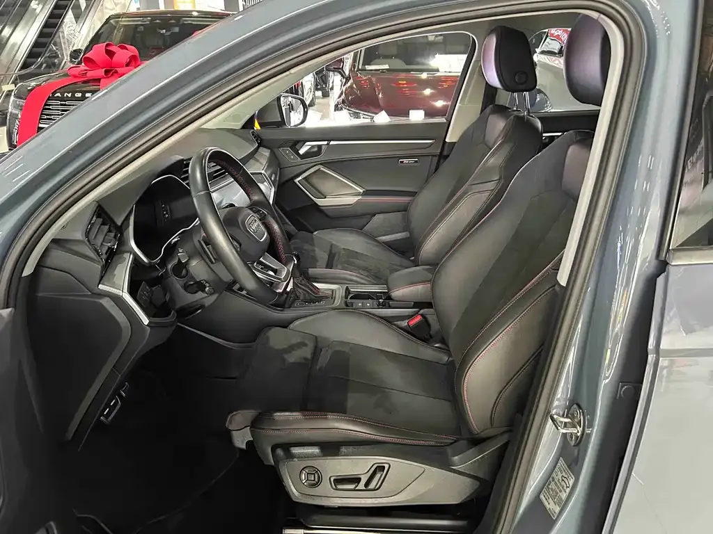 Audi Q3 2022 из CN, фото 6