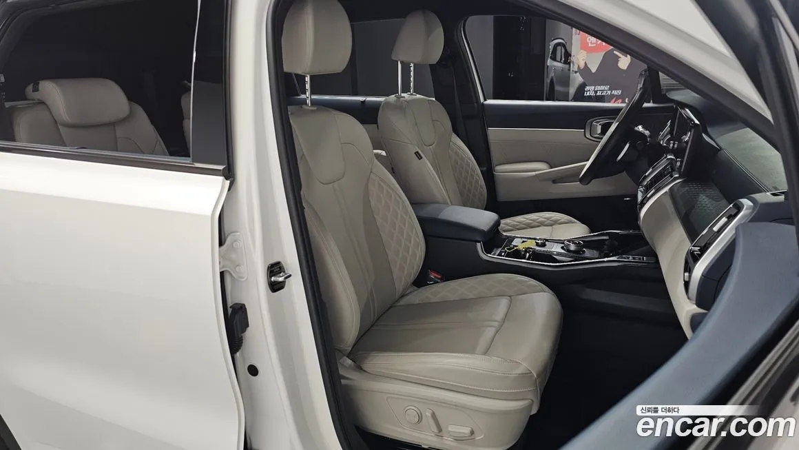 Kia Sorento — фото 4