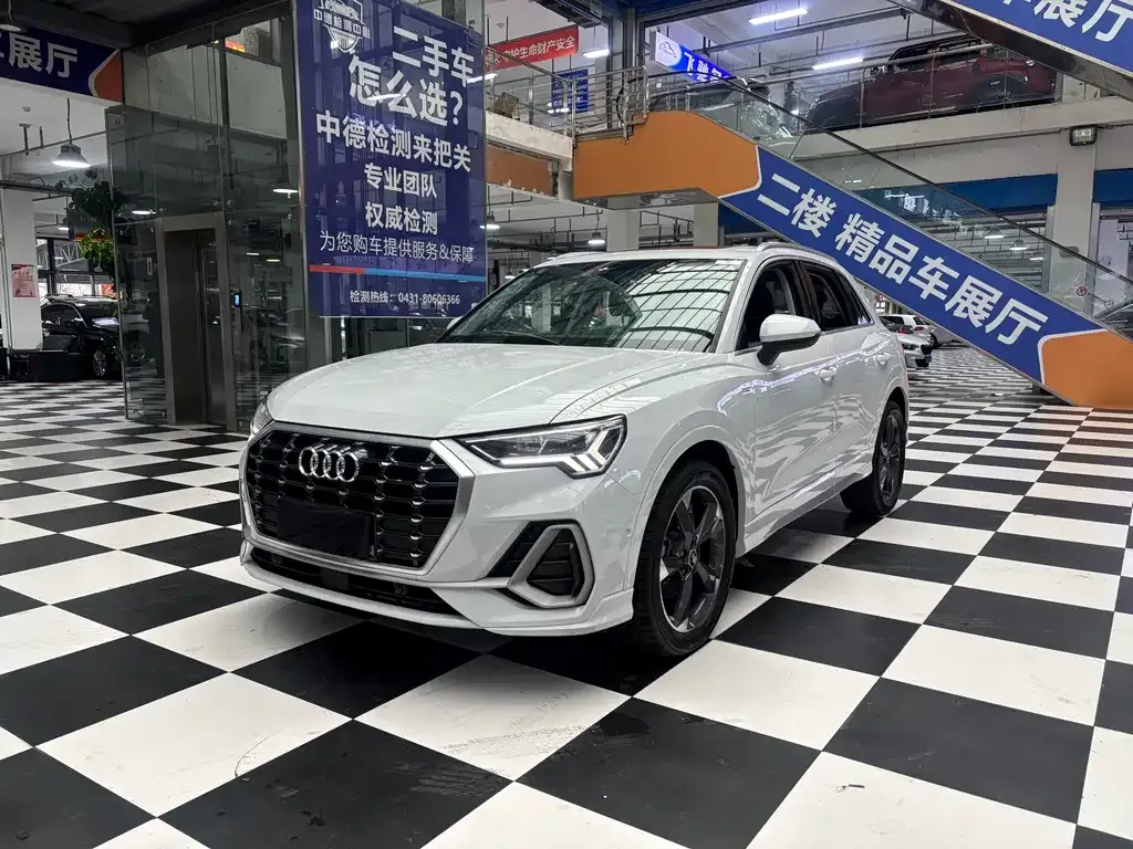 Audi Q3 2021 из CN, фото 1
