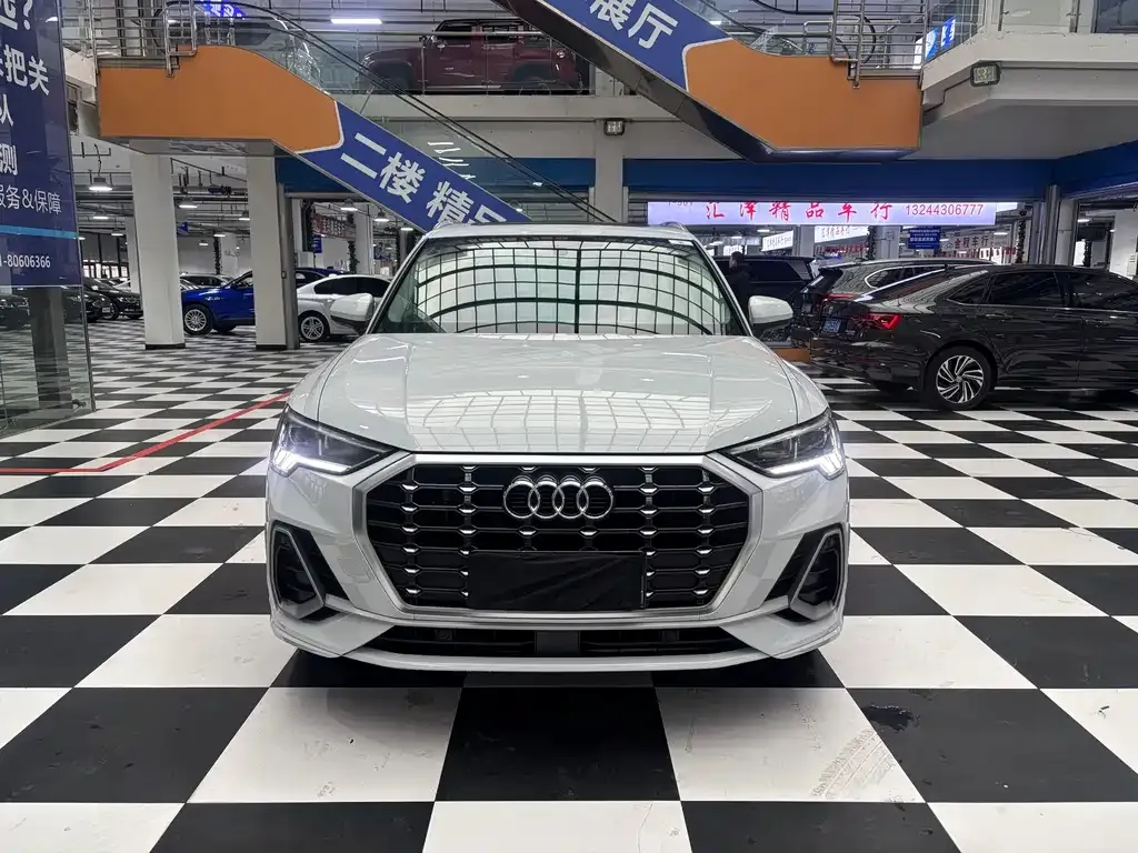 Audi Q3 2021 из CN, фото 5