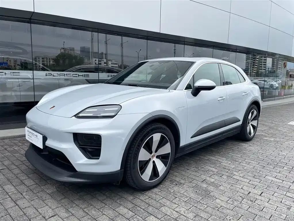 Porsche Macan EV 2024 из CN, фото 1