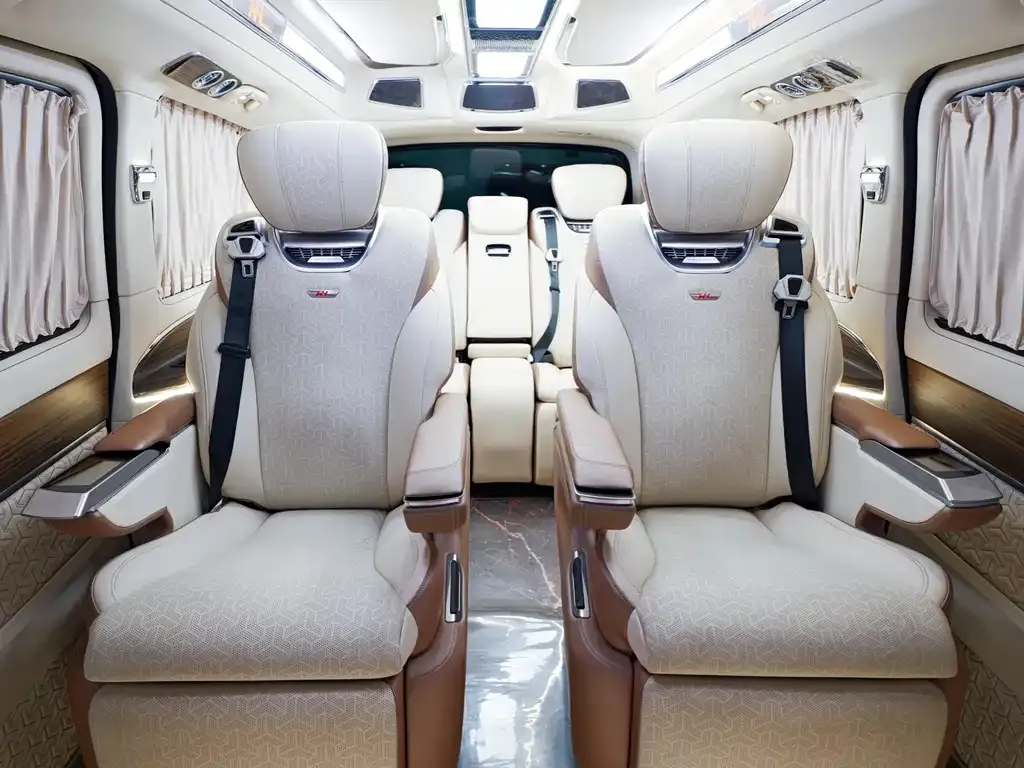 Mercedes-Benz V-Class 2022 из CN, фото 6
