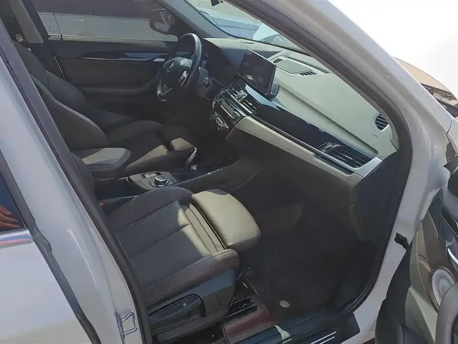 BMW X1 2022 из CN, фото 5