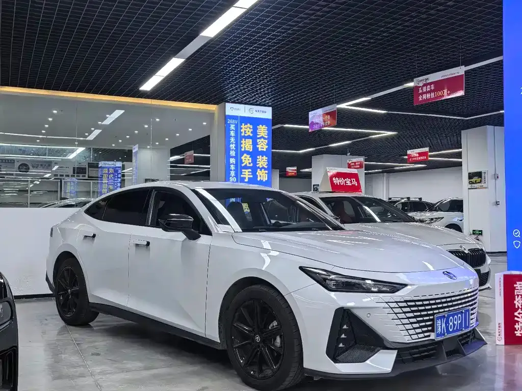Changan UNI-V 2024 из CN, фото 1