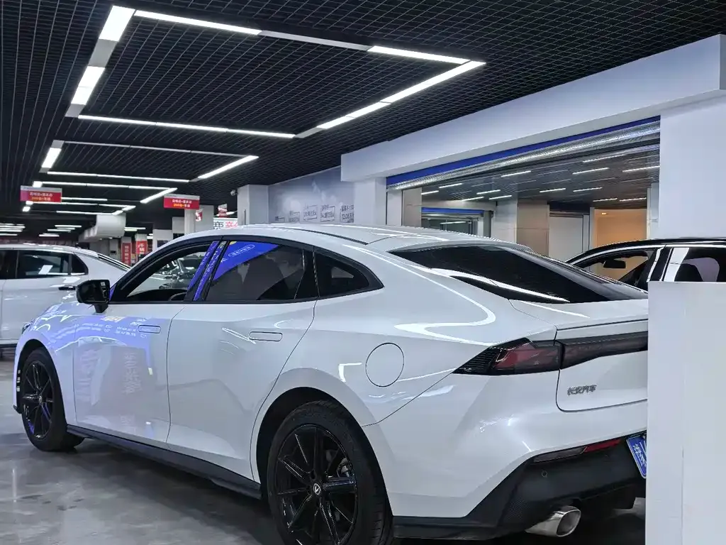 Changan UNI-V 2024 из CN, фото 7