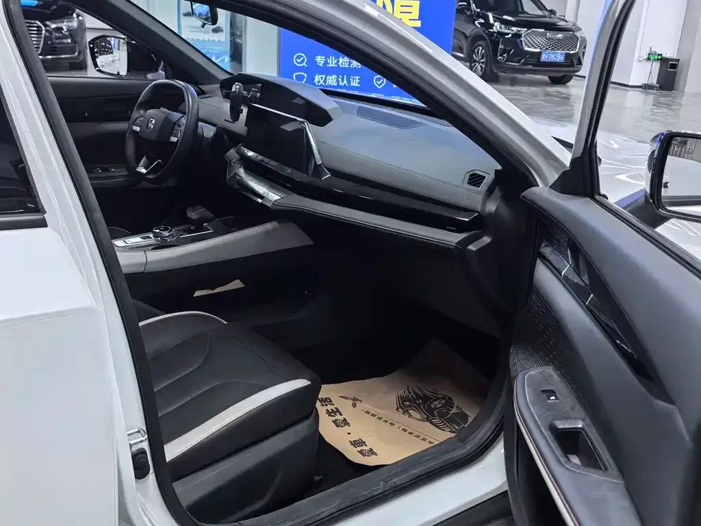 Changan UNI-V 2024 из CN, фото 8