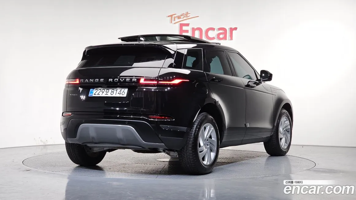 Land Rover Range Rover Evoque 2025 из KR, фото 2