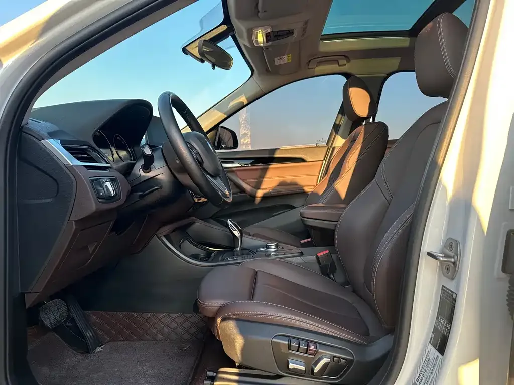 BMW X1 2021 из CN, фото 2