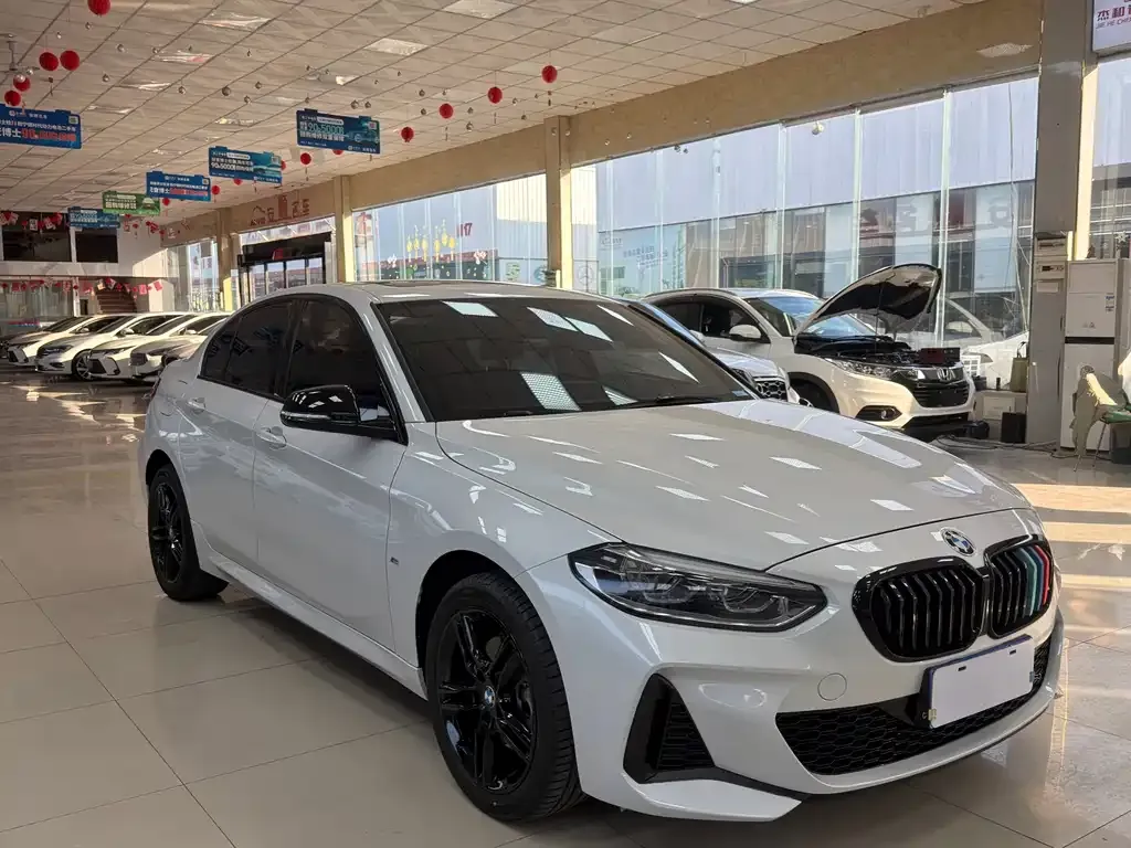BMW 1 Series 2022 из CN, фото 8