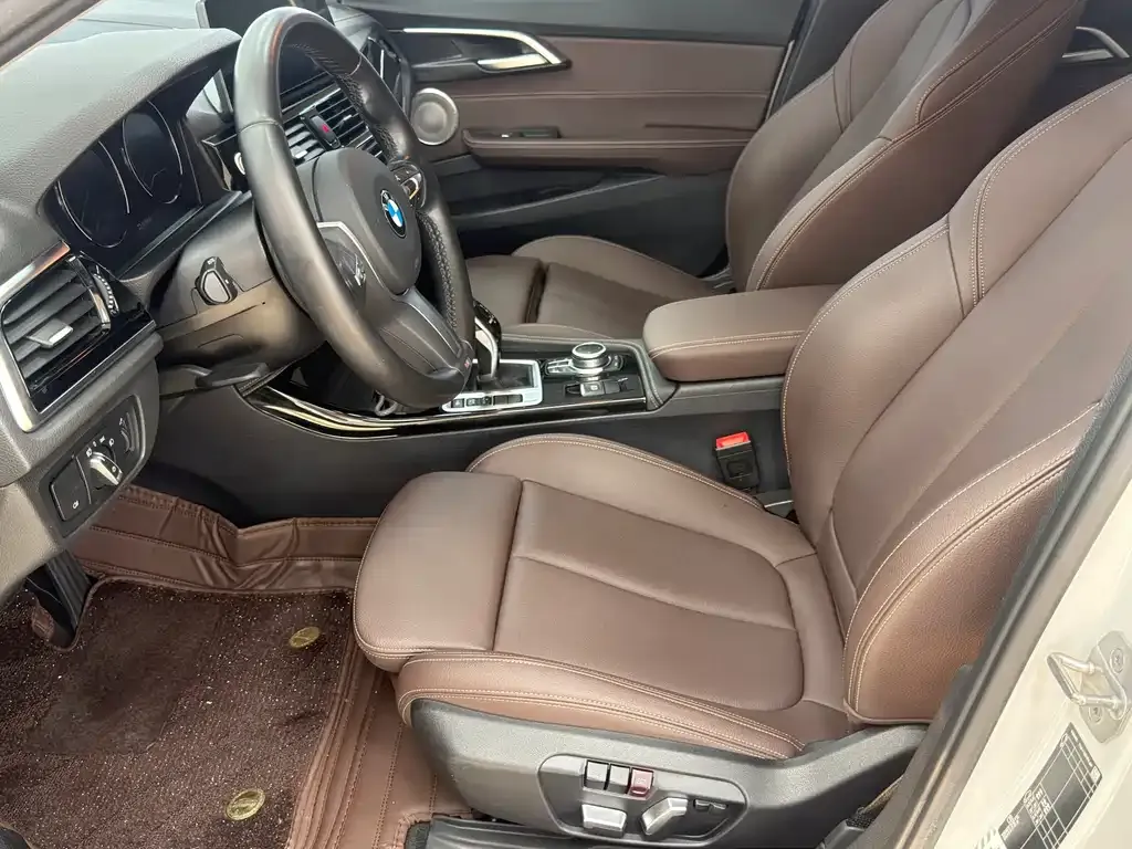 BMW 1 Series 2022 из CN, фото 4